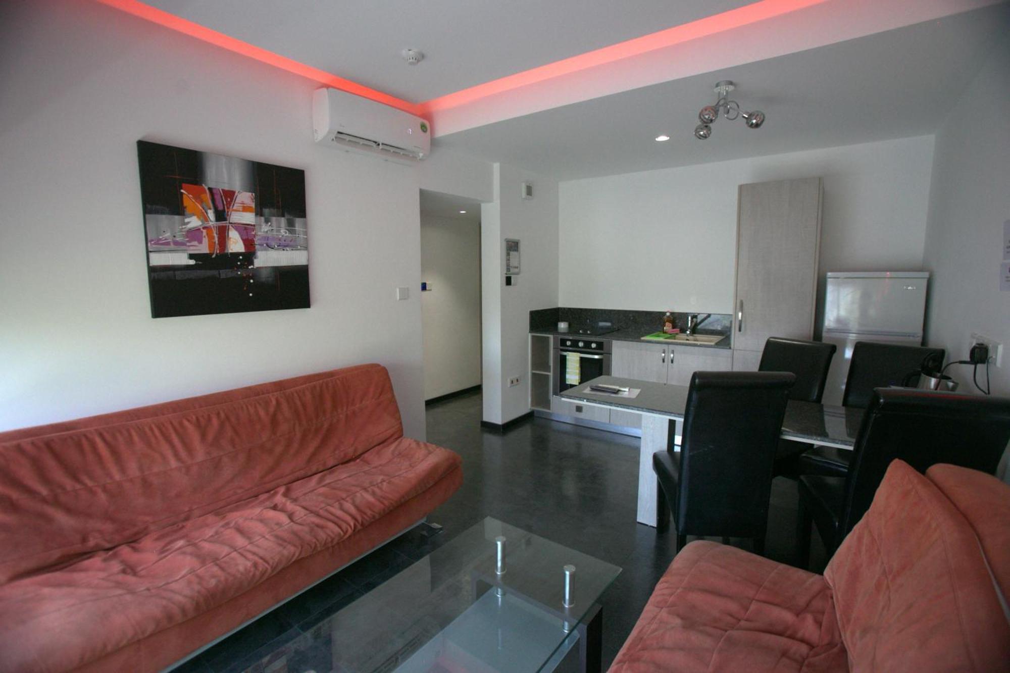 Neptune Hotel Apartments Paphos Korall-öböl Szoba fotó
