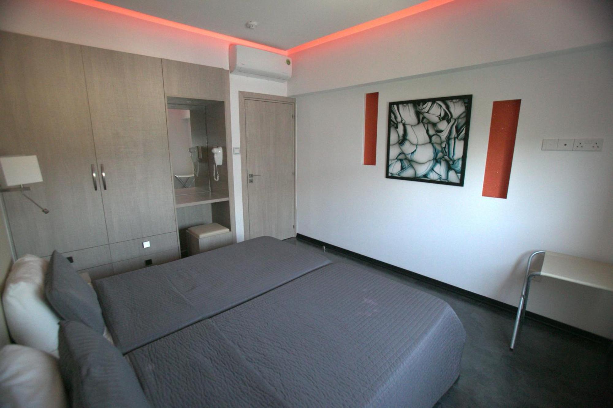 Neptune Hotel Apartments Paphos Korall-öböl Kültér fotó