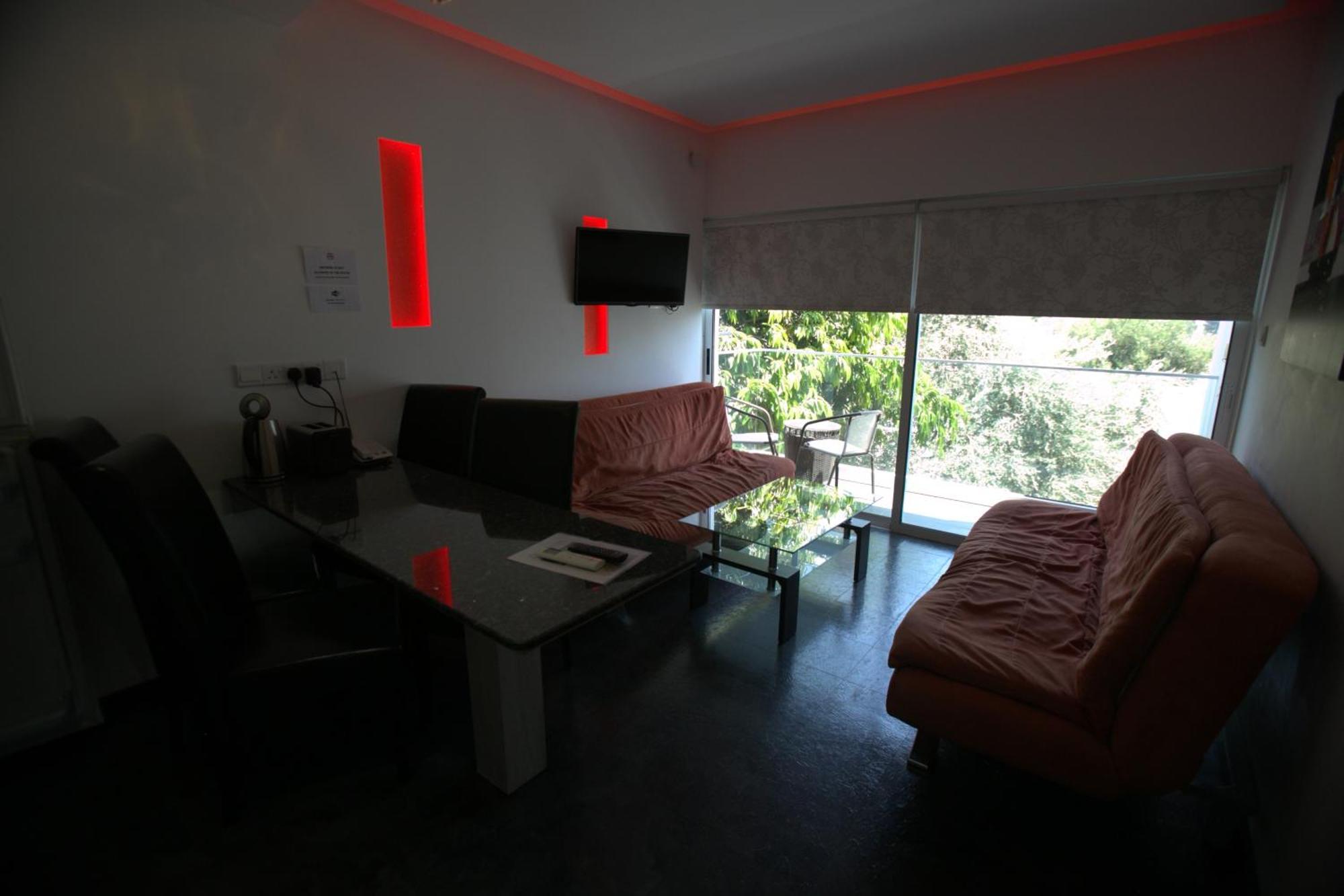Neptune Hotel Apartments Paphos Korall-öböl Kültér fotó