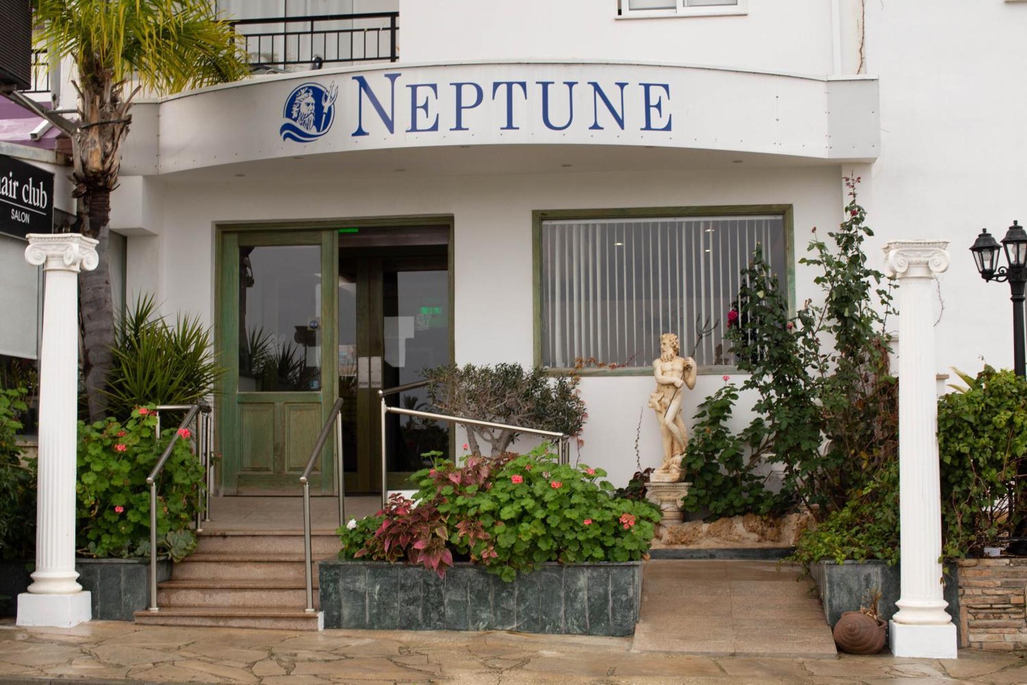 Neptune Hotel Apartments Paphos Korall-öböl Kültér fotó