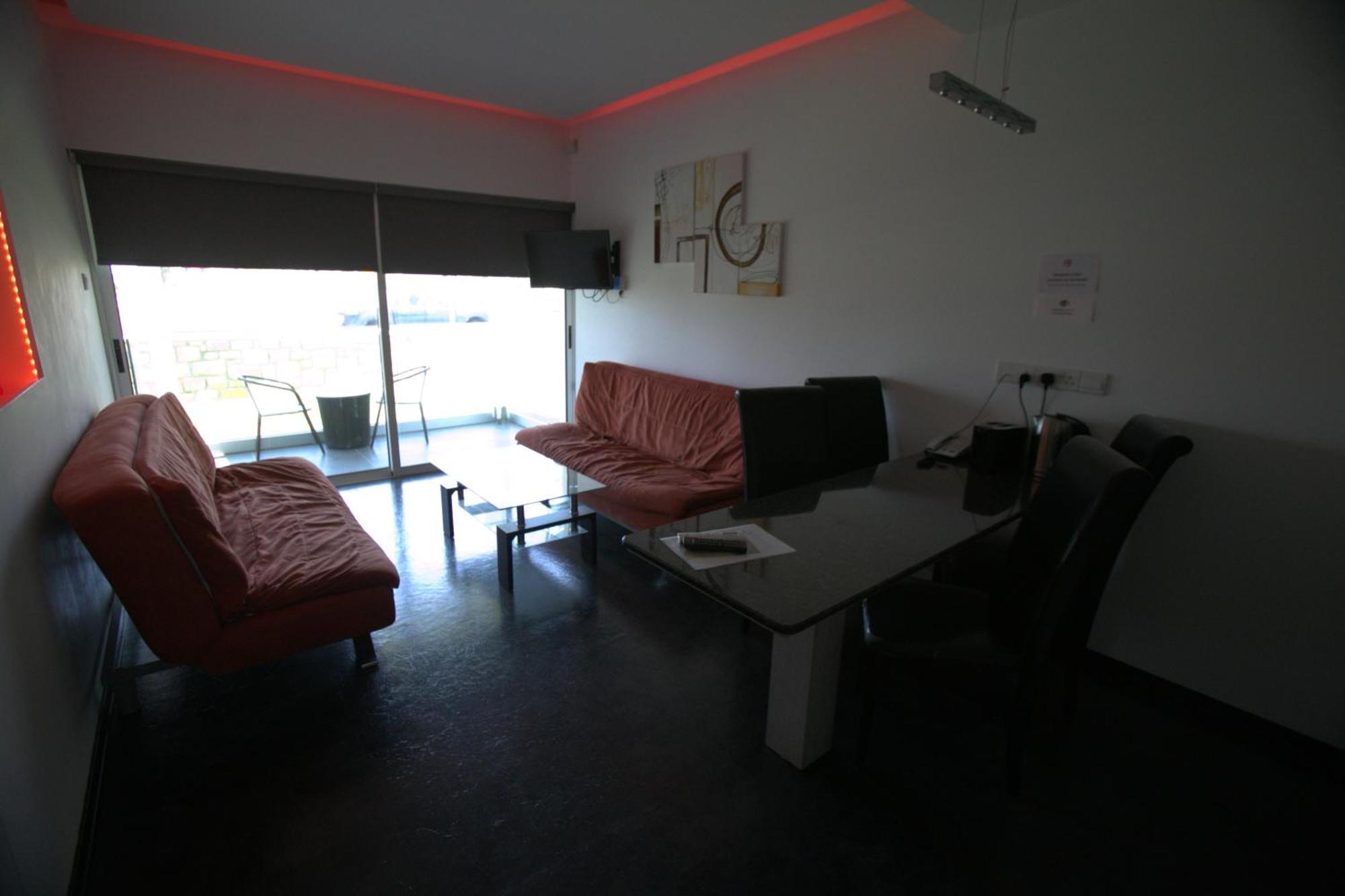 Neptune Hotel Apartments Paphos Korall-öböl Kültér fotó