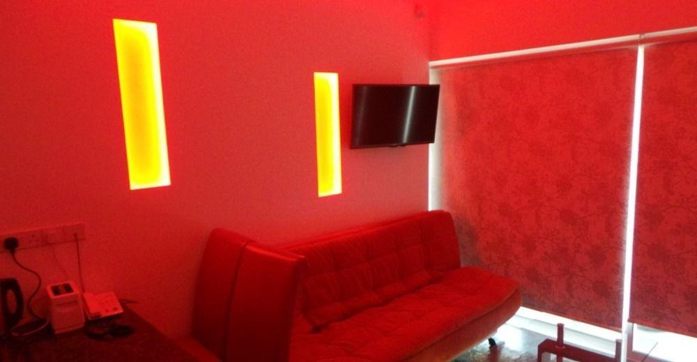 Neptune Hotel Apartments Paphos Korall-öböl Kültér fotó