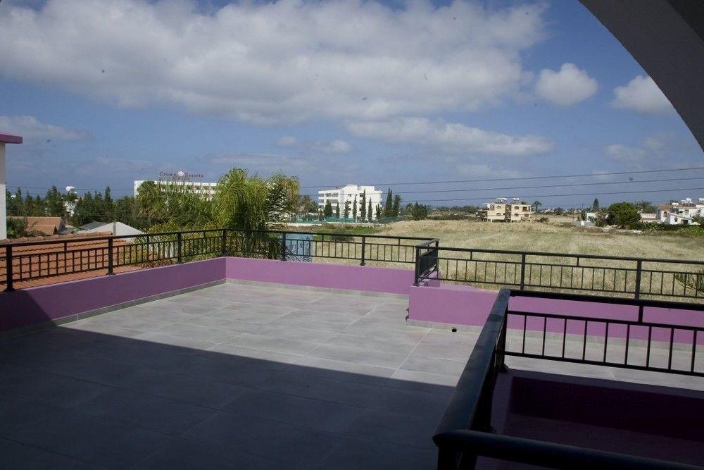 Neptune Hotel Apartments Paphos Korall-öböl Kültér fotó