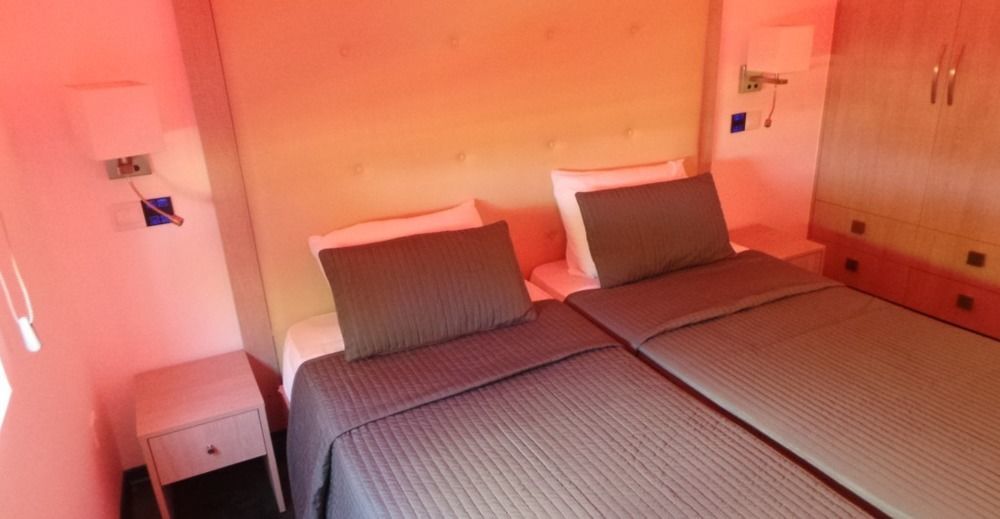 Neptune Hotel Apartments Paphos Korall-öböl Kültér fotó